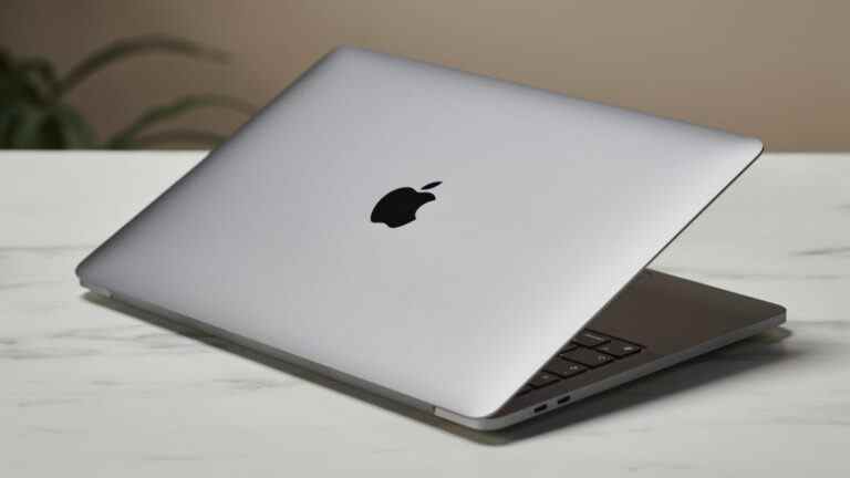 Apple prépare peut-être une paire de MacBook Pro avec de nouvelles puces M2 pour arriver fin 2022