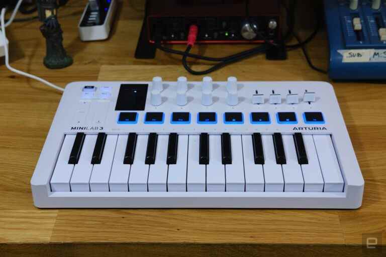 Arturia MiniLab 3 Hands-on : Une grosse mise à niveau pour un contrôleur MIDI à petit budget