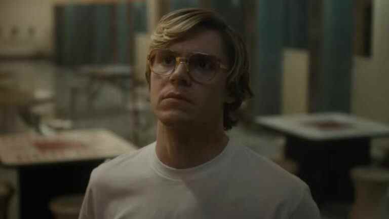 Evan Peters as Jeffrey Dahmer watching a TV in Dahmer.