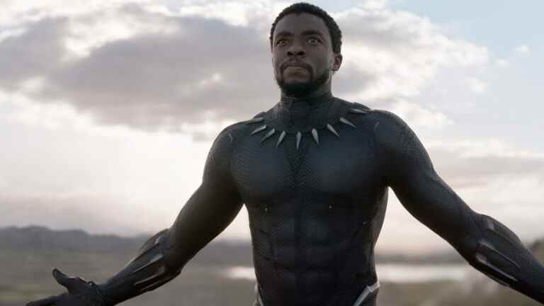 Comment Ryan Coogler (et Chadwick Boseman) ont aidé Rihanna à enregistrer une chanson pour Black Panther : Wakanda Forever
