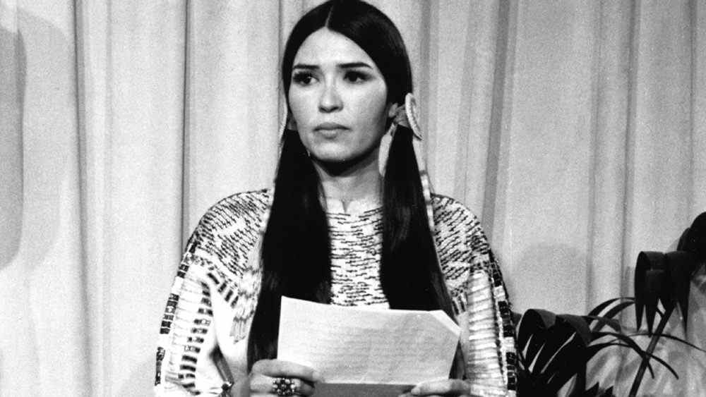 Comment la controverse Sacheen Littlefeather expose les complexités de l'identité et qui peut s'appeler natif (colonne d'invités) Le plus populaire doit lire
	
	
