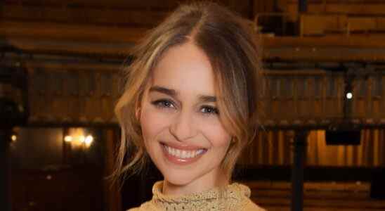 Emilia Clarke jouera la femme d'Oscar Wilde et l'auteure irlandaise, Constance Lloyd, dans "The Ideal Wife" de Sophie Hyde (EXCLUSIF)