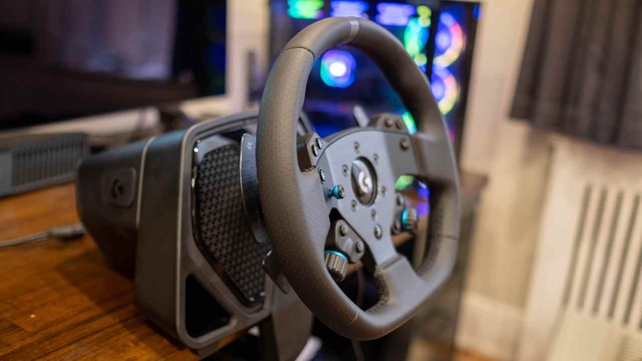 Examen du volant de course Logitech G Pro
