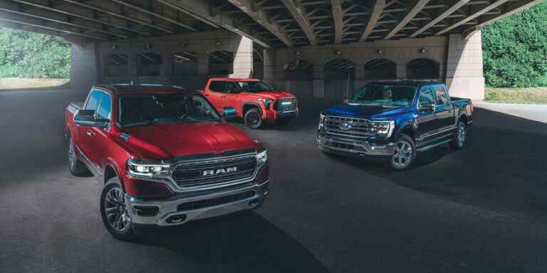 Ford F-150 contre Ram 1500 contre Toyota Tundra Photos