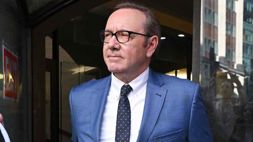 Kevin Spacey termine son témoignage au procès pour abus sexuels civils à New York
