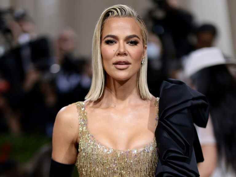 Khloe Kardashian veut qu’un boob job soit comme « mes sœurs »