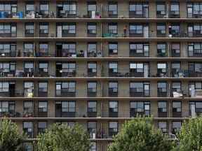 Un immeuble d'appartements dans le quartier Parkdale de Toronto.