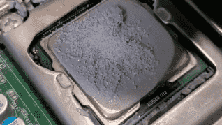 Salt on thermal paste.