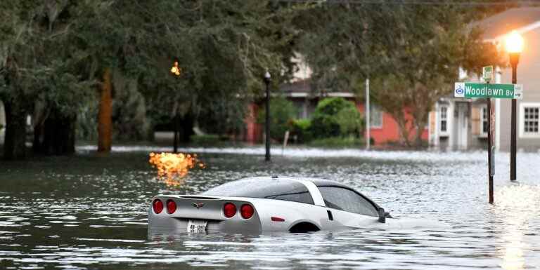 L’ouragan Ian a inondé de nombreuses voitures.  N’achetez pas l’un d’eux