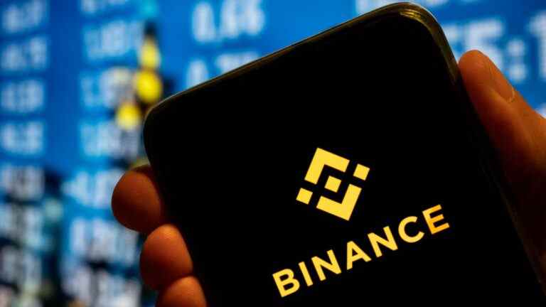 Binance on a smart phone. 