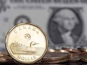 Le dollar américain a augmenté de près de 9 % par rapport au dollar canadien en 2022, donc si vous avez acheté des titres en dollars américains, le gain (ou la perte) pourrait être plus important (ou plus petit) que prévu.