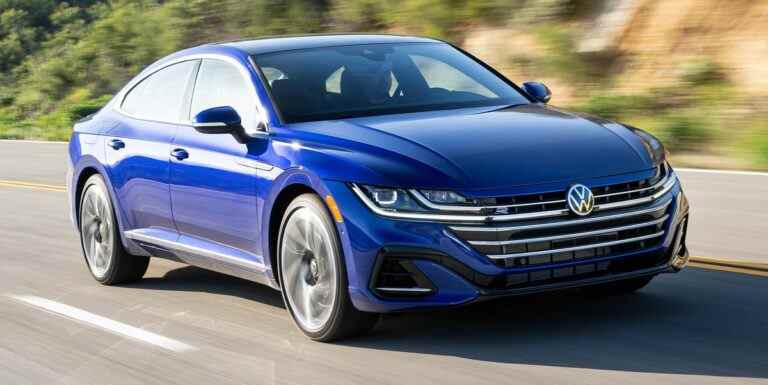 Revue, prix et spécifications de la Volkswagen Arteon 2023