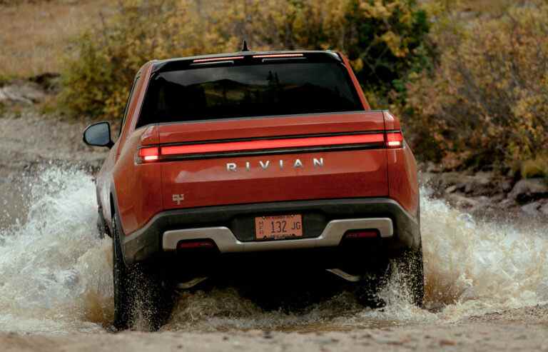 Rivian rappelle 13 000 véhicules électriques en raison d’un problème potentiel de contrôle de la direction