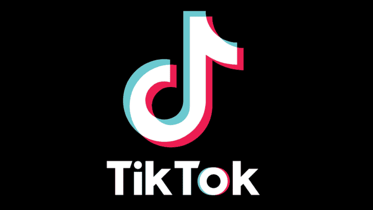 TikTok nie fermement le rapport selon lequel son parent chinois prévoyait d'utiliser l'application pour suivre les emplacements des citoyens américains les plus populaires doivent lire Inscrivez-vous à des newsletters variées Plus de nos marques
	
	
