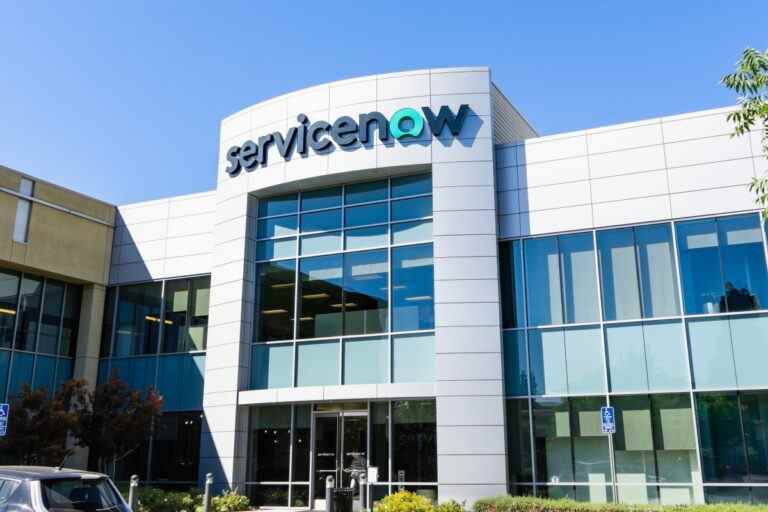 Voici pourquoi les actions de ServiceNow ont grimpé en flèche en une semaine de rapports sur les résultats technologiques lamentables