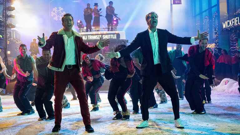 Will Ferrell et Ryan Reynolds réinventent « Un chant de Noël » avec des chansons et de la danse dans la bande-annonce de « Spirited » Les plus populaires doivent être lus
	
	
