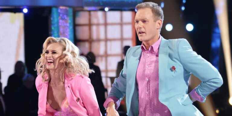 Dan Walker de Strictly retrouve sa partenaire Nadiya Bychkova pour reprendre l'entraînement

