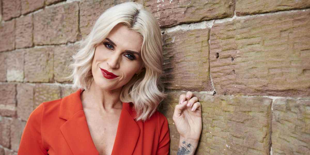 Sarah Jayne Dunn appelle Hollyoaks au double standard

