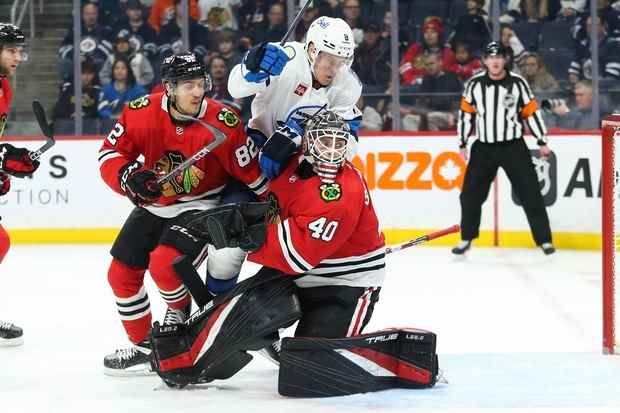 Les Jets égalisent le meilleur début de saison avec une victoire par jeu blanc contre les Blackhawks