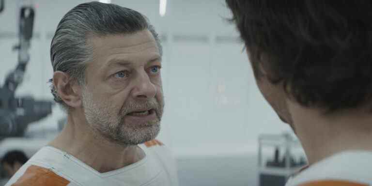 Andy Serkis d'Andor décompose la fin de l'épisode 10

