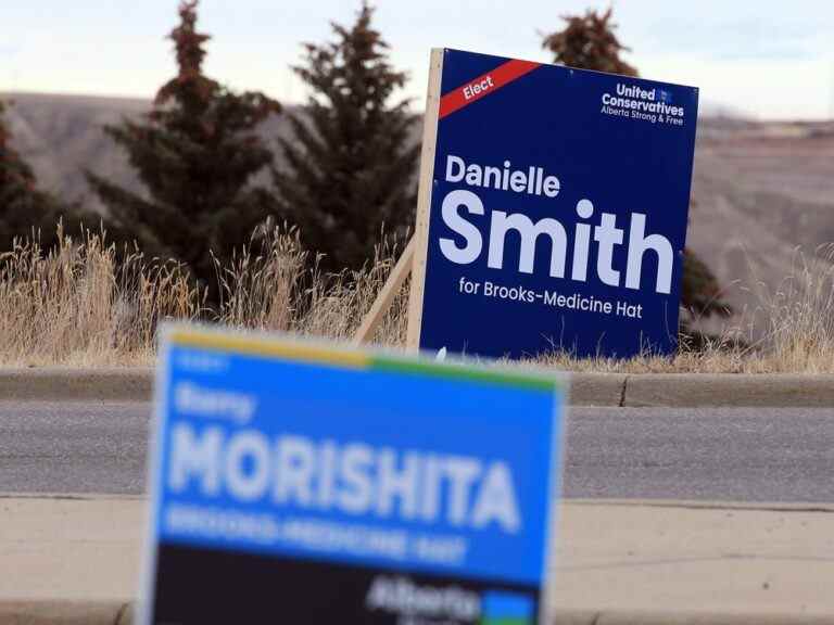 La première ministre Danielle Smith remporte une élection partielle qui lui donne un siège à l’Assemblée législative de l’Alberta