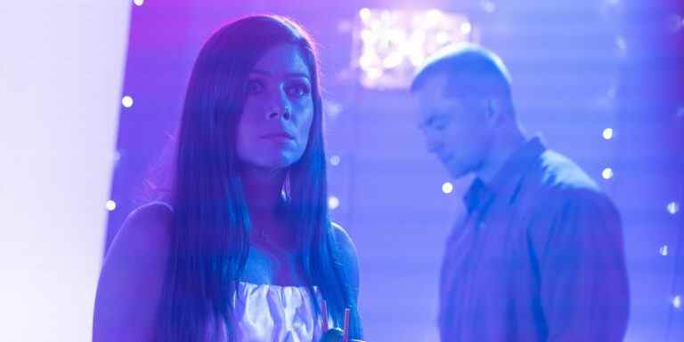 Eric Foster des Hollyoaks sera surpris alors que Maxine passe à l'action

