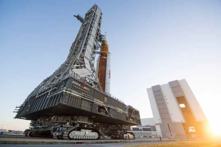 La troisième fois, c’est le charme ?  La NASA tentera de lancer sa méga fusée lunaire tôt demain matin