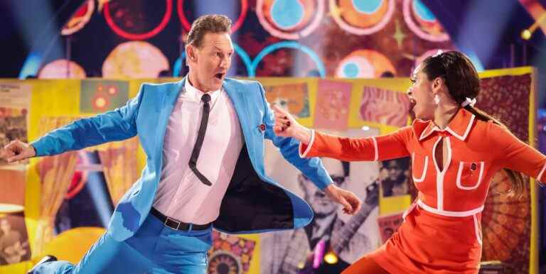 Tony Adams explique pourquoi Strictly est "bizarre" après sa sortie

