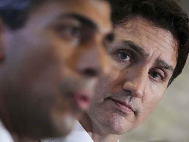 Trudeau prolonge l’entraînement militaire ukrainien et appelle à la prudence après la mort de missiles polonais