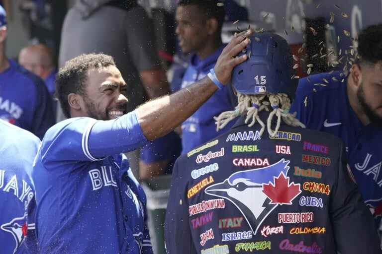 SIMMONS: Les Blue Jays perdent en échangeant Teoscar Hernandez, mais le verdict global attend toujours