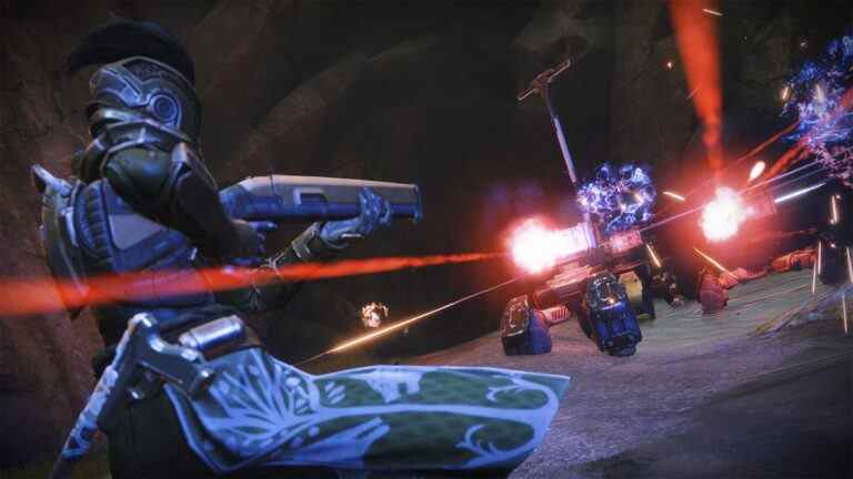 A Titan attacks a Cabal turret.