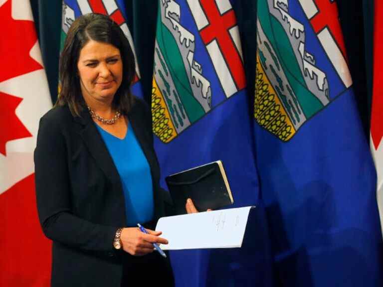 La première ministre de l’Alberta dit qu’elle n’a pas «plongé en profondeur» dans l’ascendance après que les affirmations de Cherokee ont été remises en question