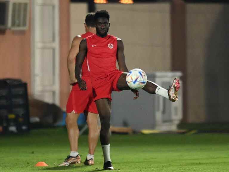 Attente angoissante avant que le Canada ne donne le coup d’envoi de la Coupe du monde de la FIFA