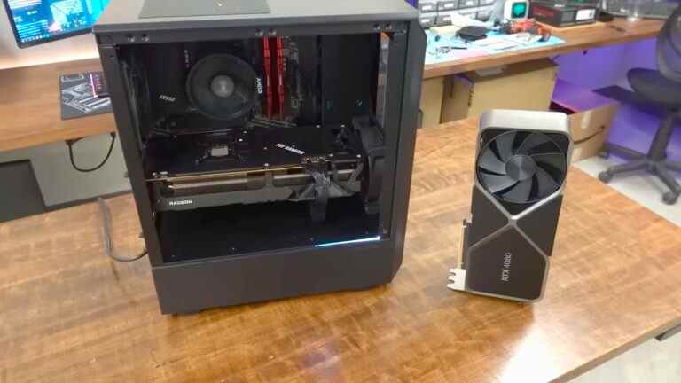 Un PC de jeu AMD RX 6800 XT coûte moins cher qu'un GPU RTX 4080
