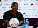 Atiba Hutchinson du Canada lors de la conférence de presse au Qatar National Convention Center à Doha, au Qatar, le 22 novembre 2022. 