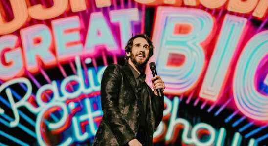 Josh Groban à Radio City, 'Fantasy Football' et College Football, Casse-Noisette Hip Hop, 'We're Here' revient