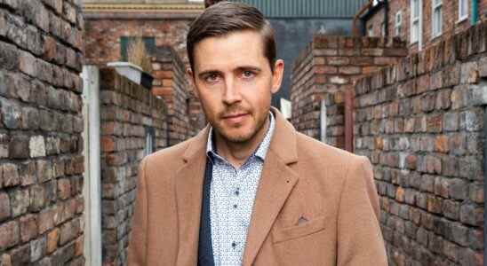 Todd Grimshaw de Coronation Street fait face à des soupçons dans le complot de Sean et Laurence