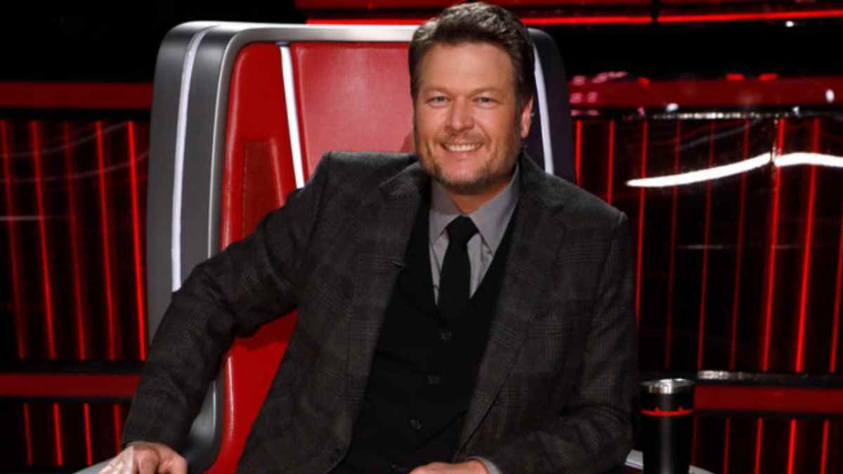 Blake Shelton is shown as a coach on The Voice.