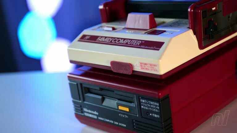 Aléatoire : Non, les jeux Famicom Disk System ne peuvent pas être utilisés pour le paiement des transports publics
