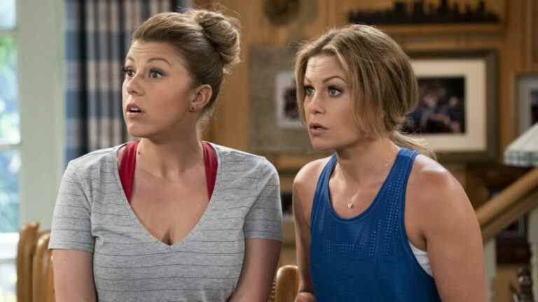 Après que Jodie Sweetin ait soutenu JoJo Siwa lors de la controverse sur le "mariage traditionnel", Candace Cameron Bure ne l'a apparemment plus suivie sur les réseaux sociaux
