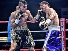 Helmand Alekozai de Mississauga lance un superbe crochet du gauche face à Diego Neira au Hershey Center en février 2017.  Alekozai affrontera Dylan Rushton sur la carte United Boxing au CAA Center de Brampton samedi soir.