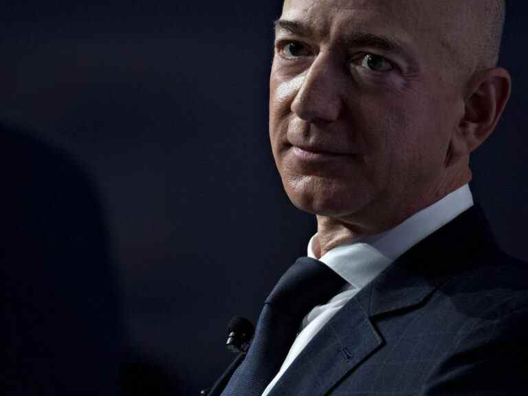 Bezos poursuivi par une ex-gouvernante pour discrimination raciale et conditions de travail