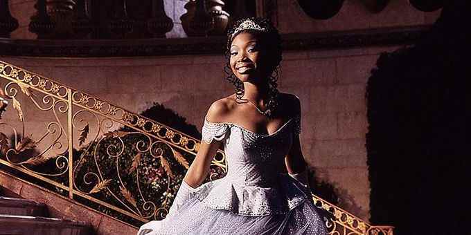 Brandy reprendra le rôle de Cendrillon pour la suite Descendants de Disney+

