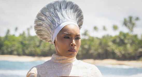 Est-il trop tôt pour lancer la campagne des Oscars pour Angela Bassett dans Black Panther : Wakanda Forever ?