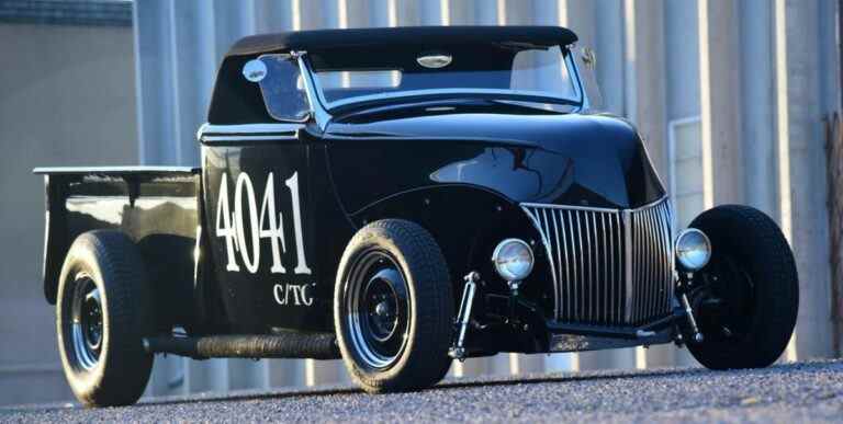 Ford Roadster Pickup Hot Rod est notre choix d’enchères pour apporter une remorque