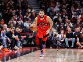 Fred VanVleet des Raptors était 0-en-11 du sol lors de la défaite de Toronto contre les 76ers de Philadelphie vendredi soir.