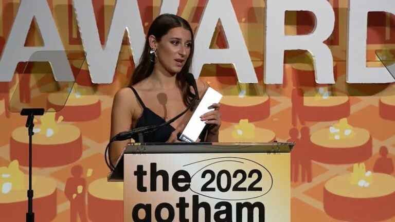 Gotham Awards 2022 : liste des gagnants (mise à jour en direct) les plus populaires doivent être lus
	
	
