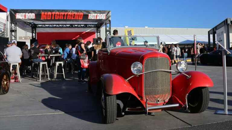 HOT ROD dévoile le numéro du 75e anniversaire au SEMA Show 2022