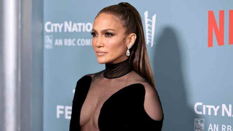 Jennifer Lopez revient sur les réseaux sociaux pour annoncer le nouvel album "This Is Me... Now"
