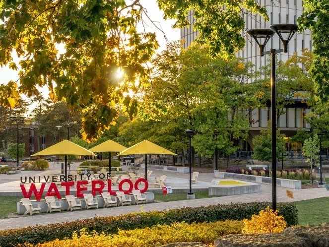 L’Université de Waterloo ramène le masquage dans les zones d’enseignement intérieures